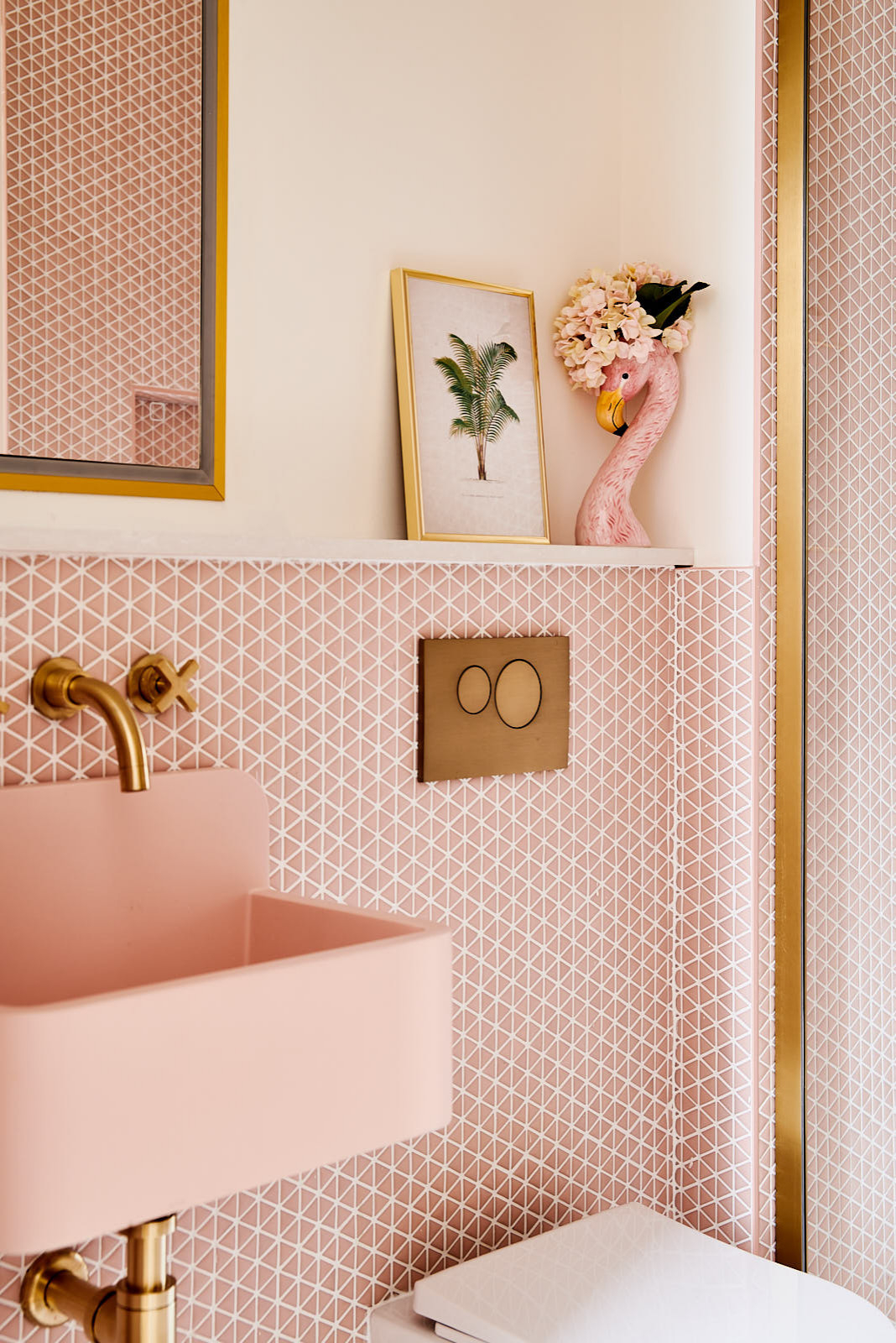 75 Badezimmer Mit Rosa Wandfarbe Ideen & Bilder - August 2025 with regard to Badezimmer Rosa