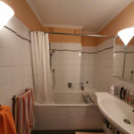 Badsanierung Eines 4,5 Qm Kleinen Badezimmers In Hamburg Inside Badezimmer Alt