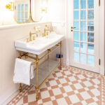 Englisches Badezimmer – Traditional Bathrooms pertaining to Badezimmer Englisch