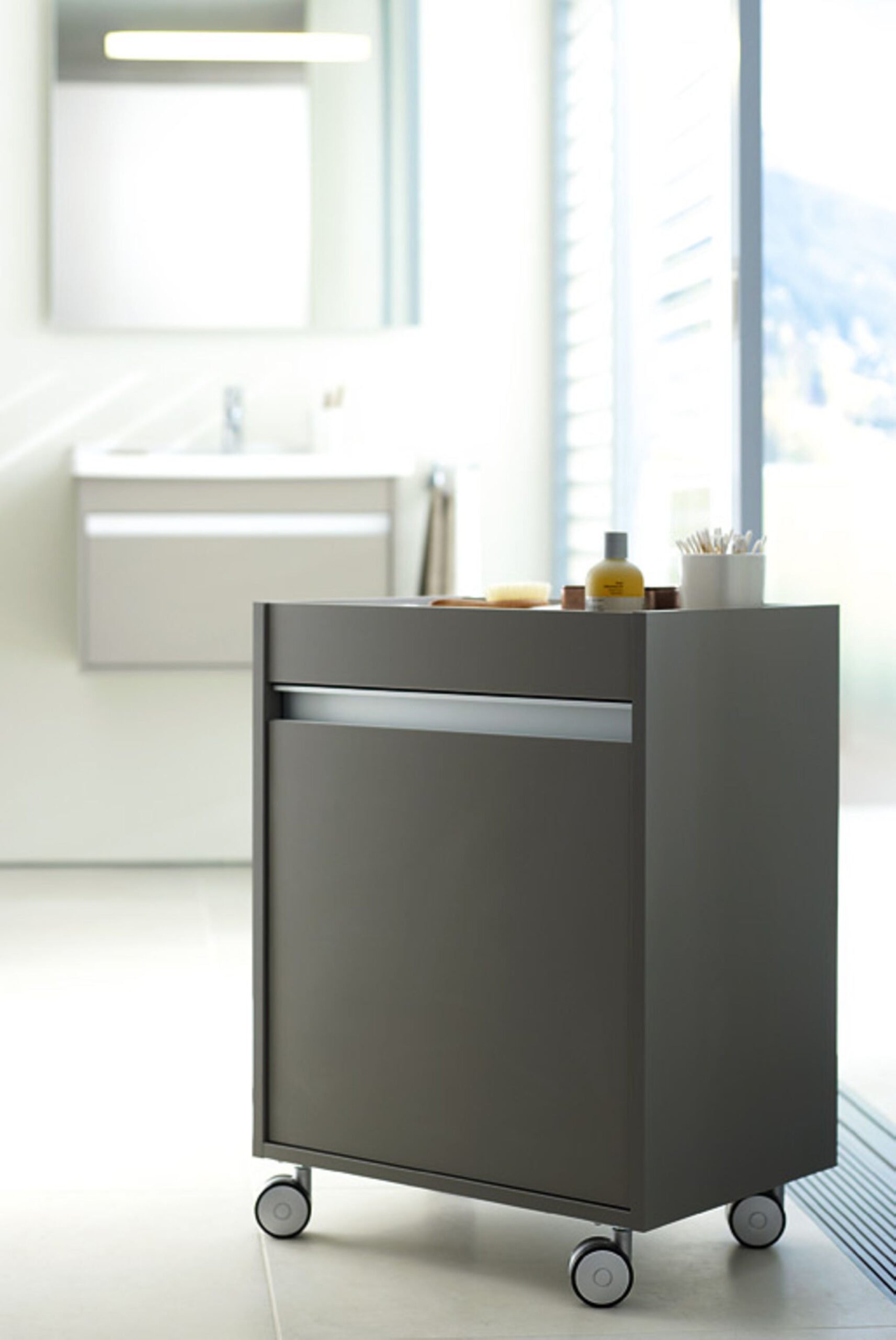 Praktischer Rollcontainer &quot;Ketho&quot; Von Duravit - [Schöner Wohnen] in Badezimmer Rollcontainer