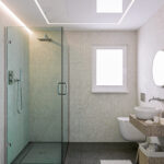 Spanndecken Badezimmer: Lack , Motiv  Und Lichtspanndecke With Deckenlösung Badezimmer