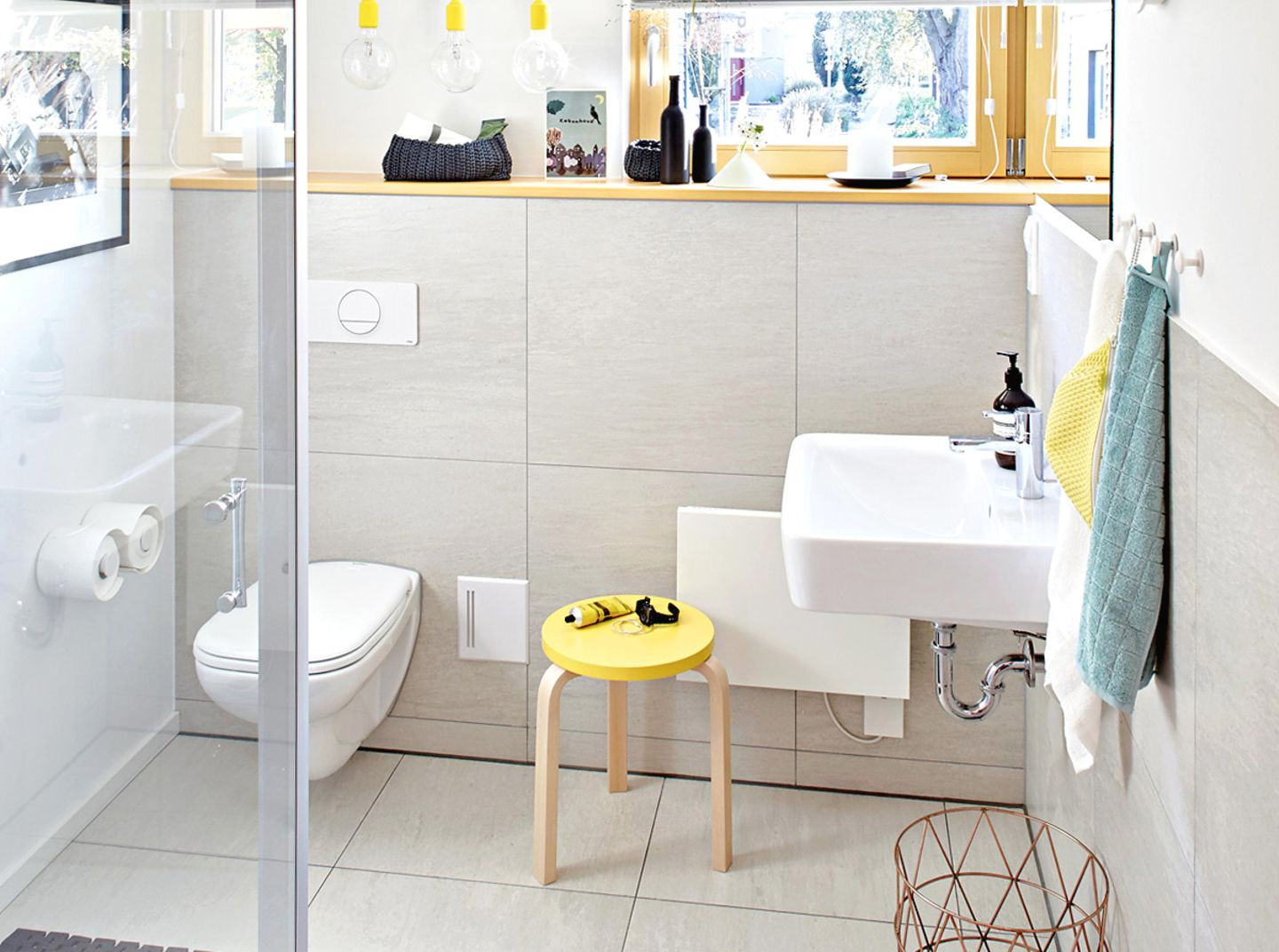 Weniger Ist Mehr: Mit Fliesen Sparen - [Schöner Wohnen] pertaining to Badezimmer Teilgefliest