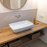 Wie Haltbar Ist Ein Waschtisch Aus Holz? • Zuschnittprofi.de Intended For Badezimmer Holz Waschtisch